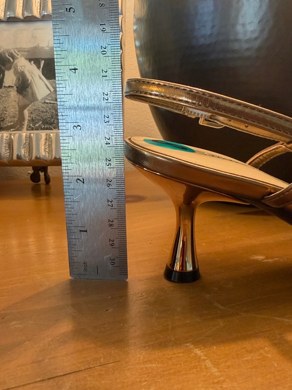 NWT Nine West Shimmery Bronze Slingback Pointed Kitten Heels - Picture 13 of 13